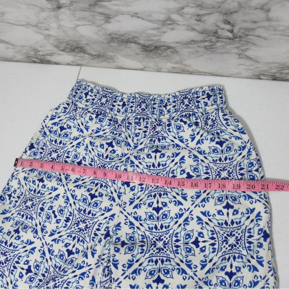 Maeve by Anthropologie Wide Leg Cropped Blue and White Printed Pants Size Small - Picture 11 of 17